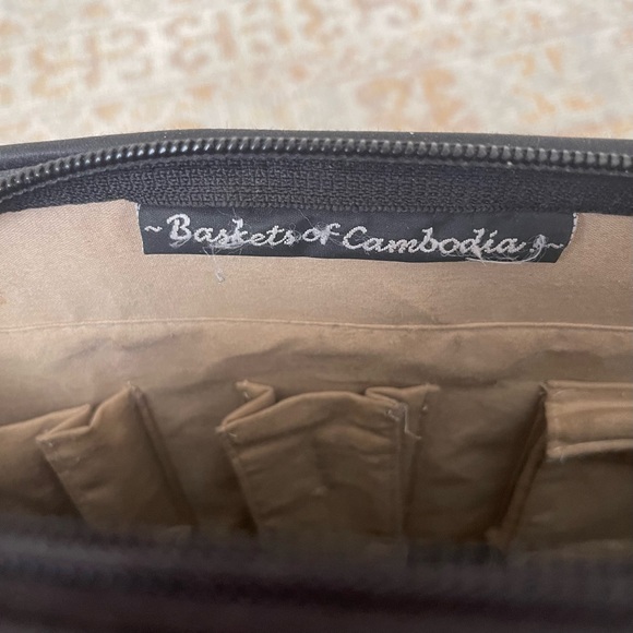 Baskets of Cambodia, vintage zip up “bucket” purse - Picture 6 of 8